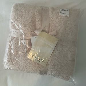 Barefoot Dreams contrast trim throw blanket